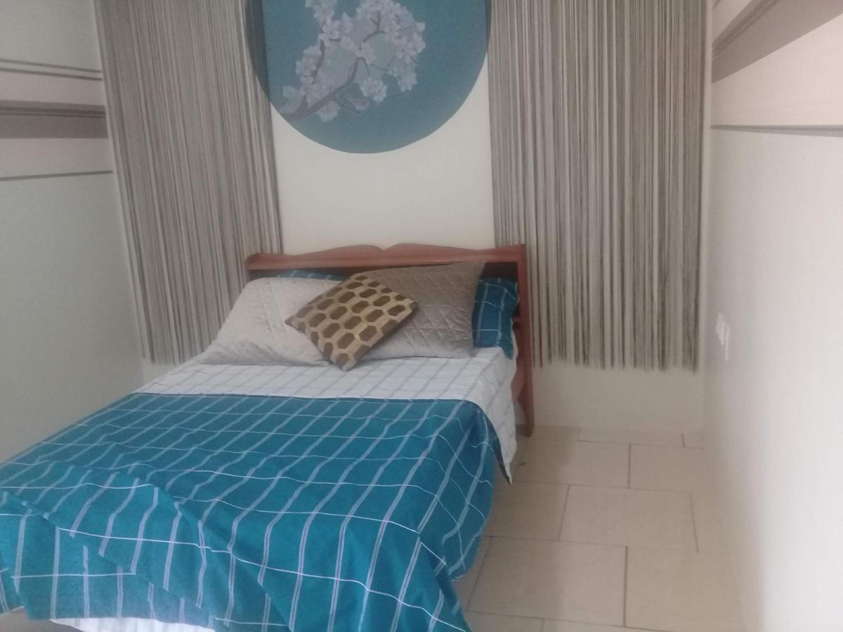 Rumanija'S Airport Rooms Zanderij Номер фото